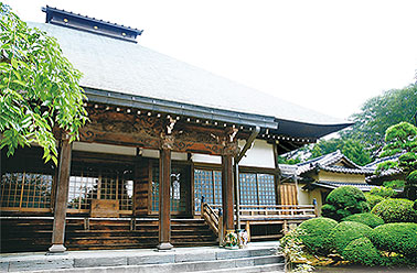 本堂斜め